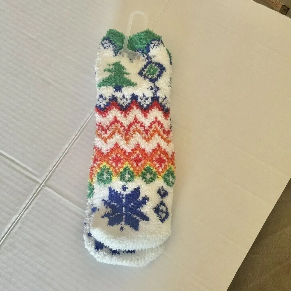 Old Navy Kids Unisex Cozy socks non slip one Size Christmas Holiday Soft